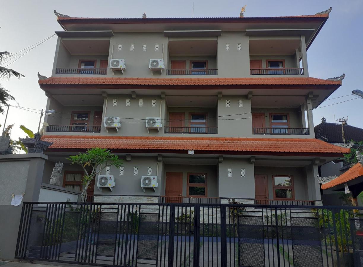 Griya Bun Sari Apartment Sukawati  Exterior photo